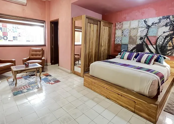 Hotel Siglo XVII Art Gallery
